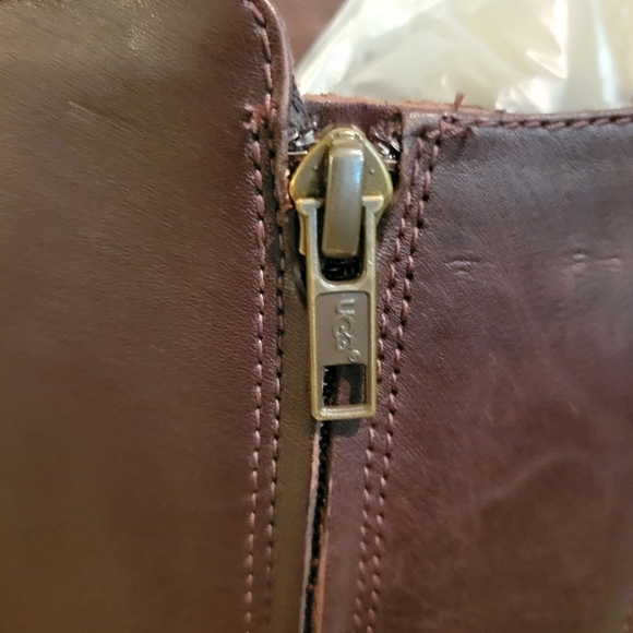 Ugg Australia Beryl Leather Riding Boots s/n 1005920 #387 - Picture 9 of 17